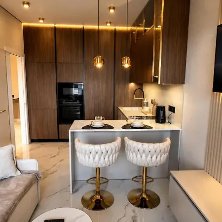 Apartment 1 Bedroom Golden Marine Atmosphere